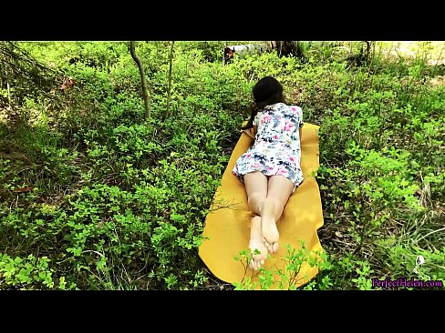 ❤️ ටින්ඩර් මත සිටින ආගන්තුකයෙක් මගේ පුකට ස්වයං වින්දනයේ යෙදෙන අතර වනාන්තරයේ දැඩි ආශාවකින් කෙලෙසයි ❤ Sex video si.hentaibar.ru